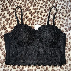 Black crop corset